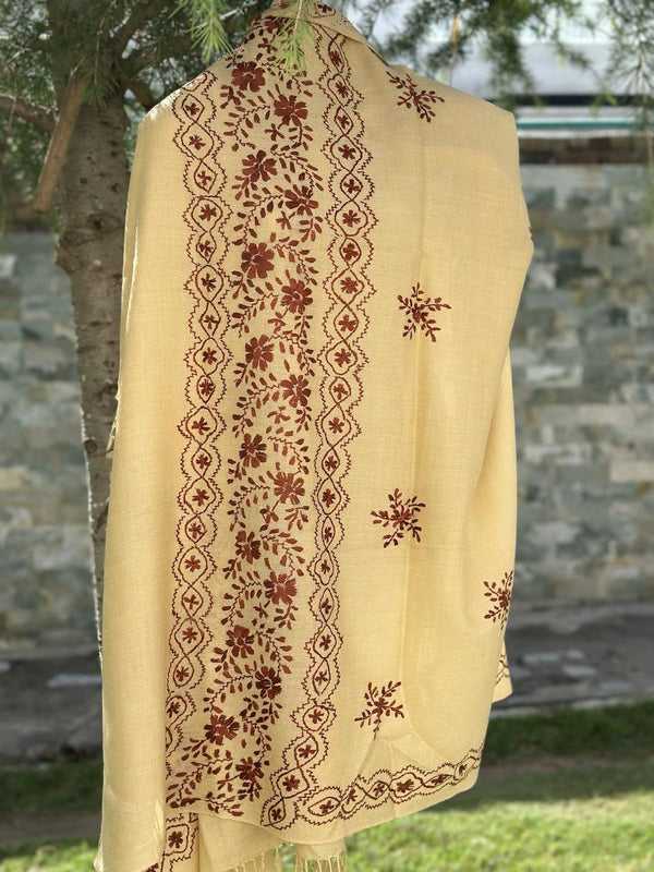 Heirloom Kashmiri Sozni Hand-Embroidered Wool Shawl | Classic Cream & Maroon Stole